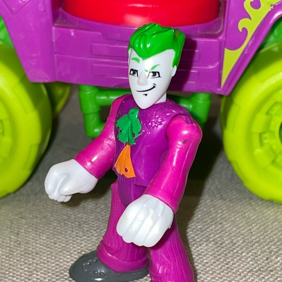 DC Super Friends Batman Imaginext The Joker Surprise 3-Inch Figure Set - Picture 10 of 12